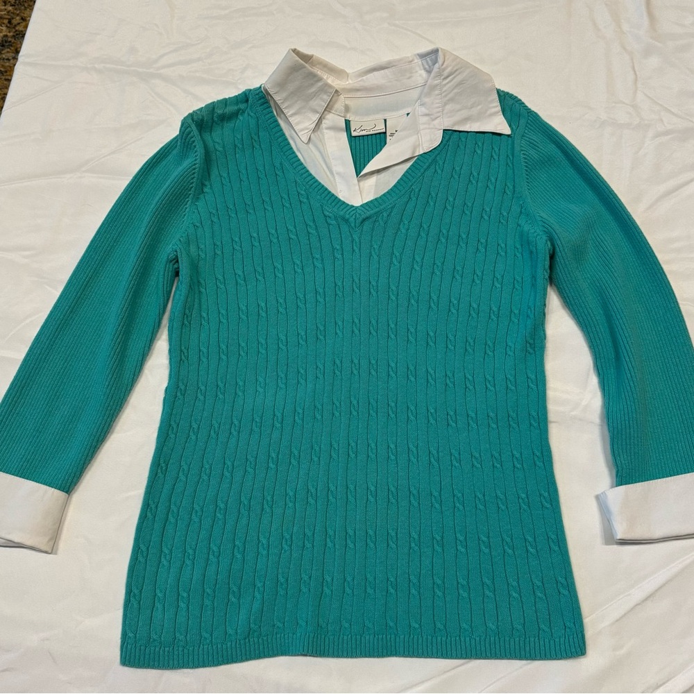 Teal V-Neck Sweater with White Collar